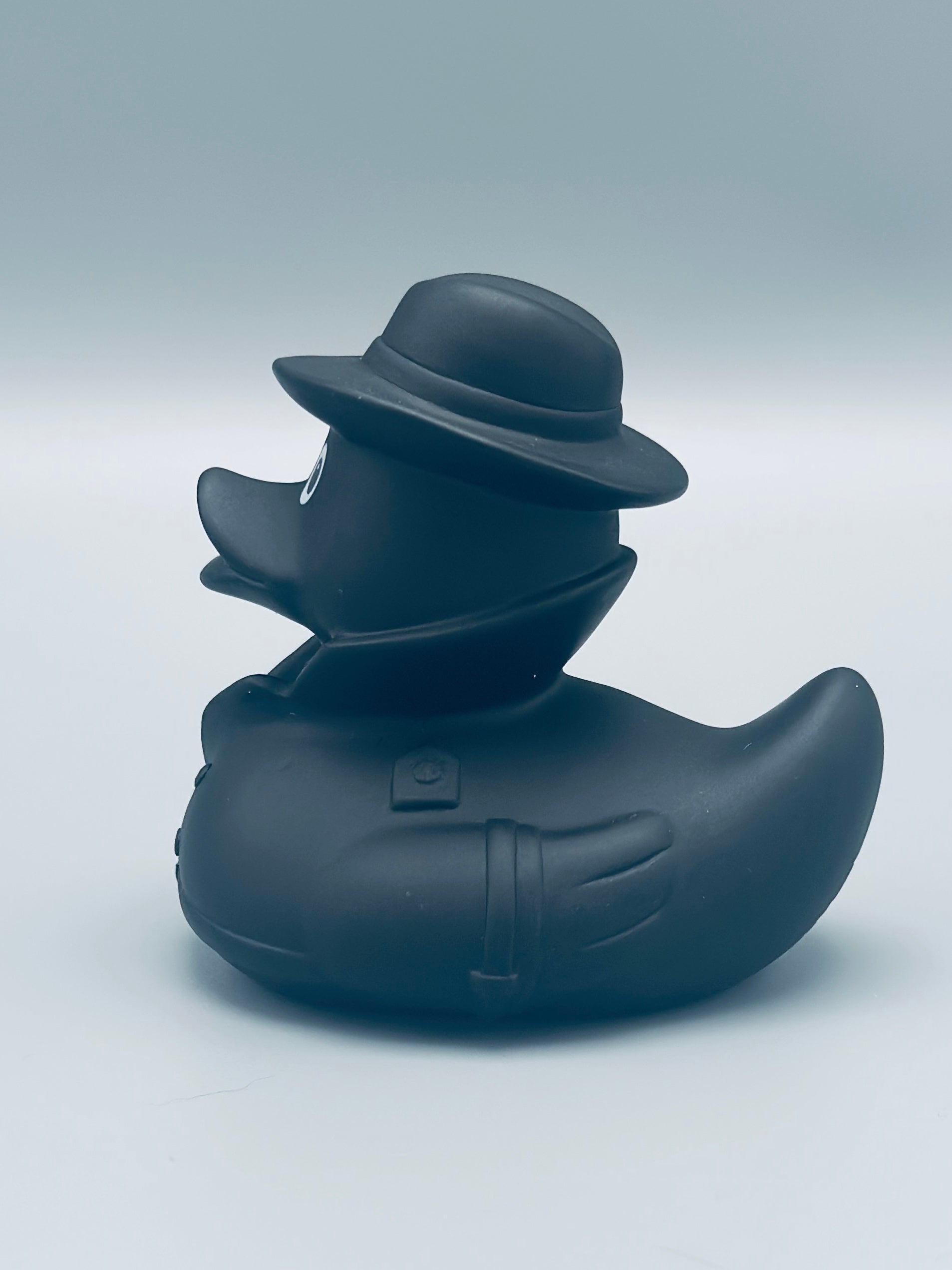 lilalu duck noir rubber duck getduckd